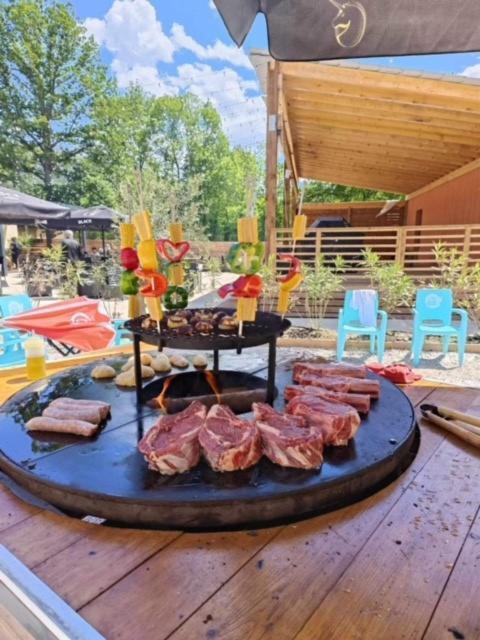 Camping Paradis La Marmotte آكس ليه تيرْم المظهر الخارجي الصورة